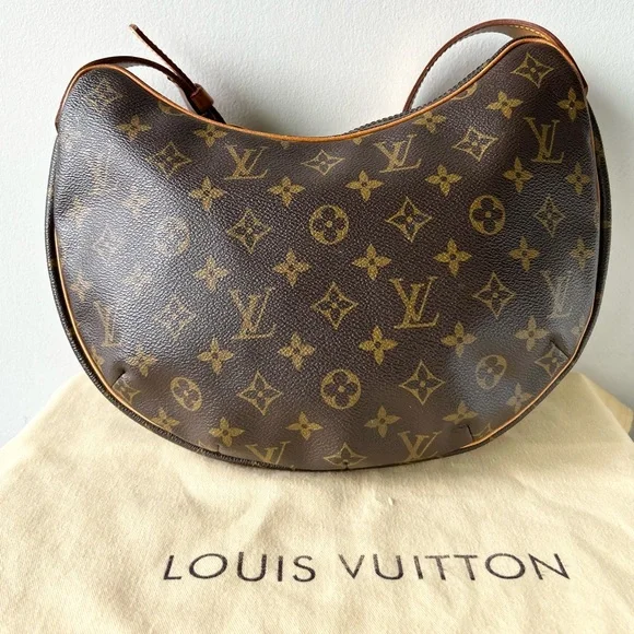 Louis Vuitton Croissant MM - Picture 4 of 17